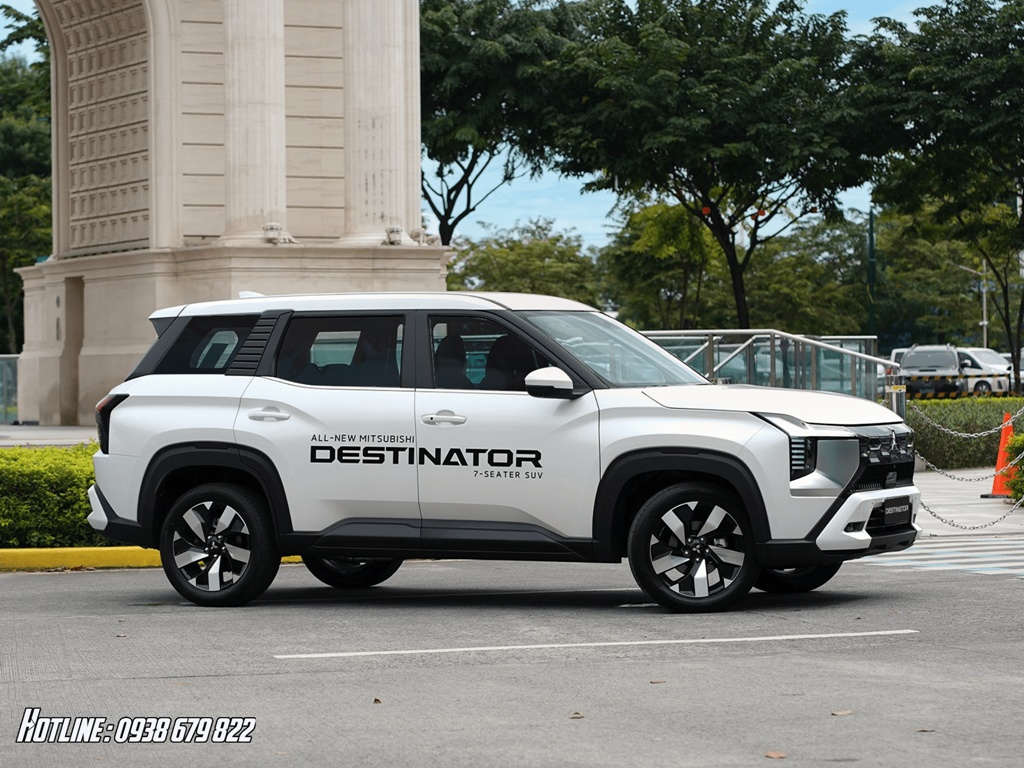 Mitsubishi Destinator